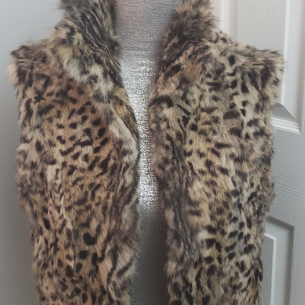 Sale Adrienne Landau Animal Print Vest - Picture 7 of 12